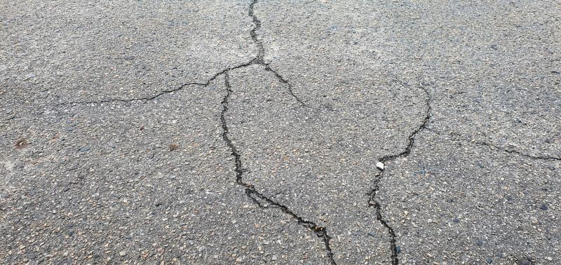 Commercial Asphalt Repair Vs. Full Replacement: What To Know